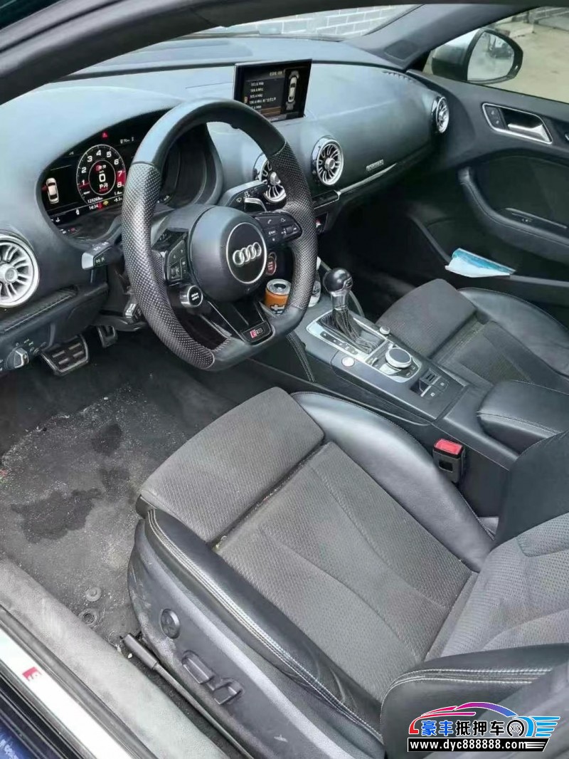 18年奥迪S3轿车抵押车出售