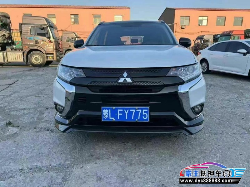 22年三菱欧蓝德轿车抵押车出售