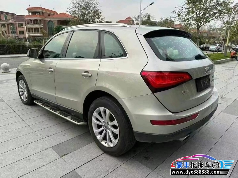 15年奥迪Q5轿车抵押车出售