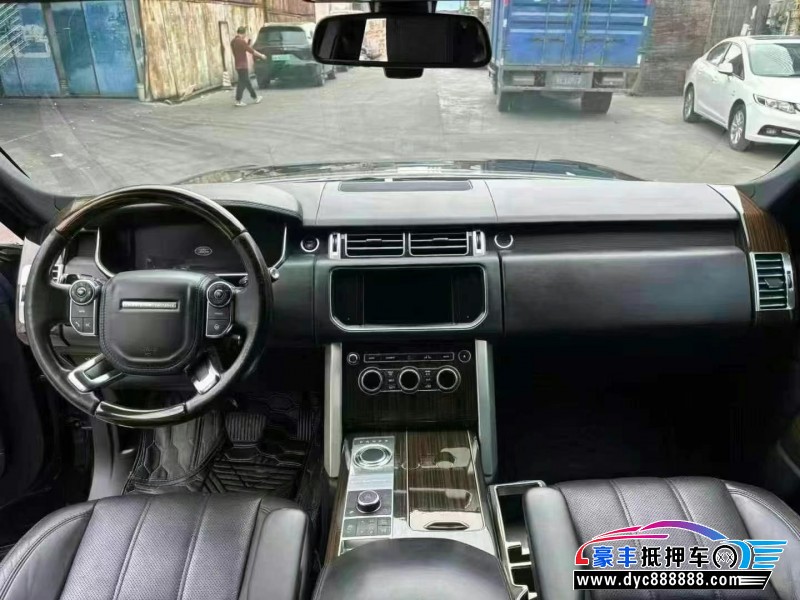 15年路虎揽胜行政轿车抵押车出售