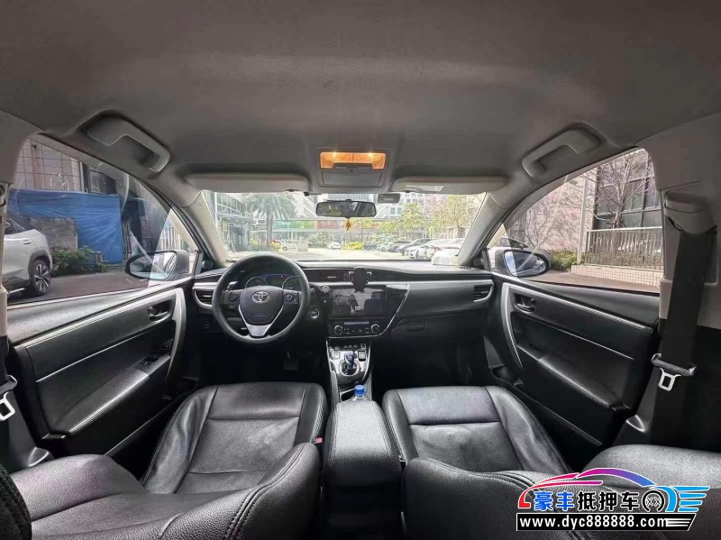 17年丰田卡罗拉轿车抵押车出售