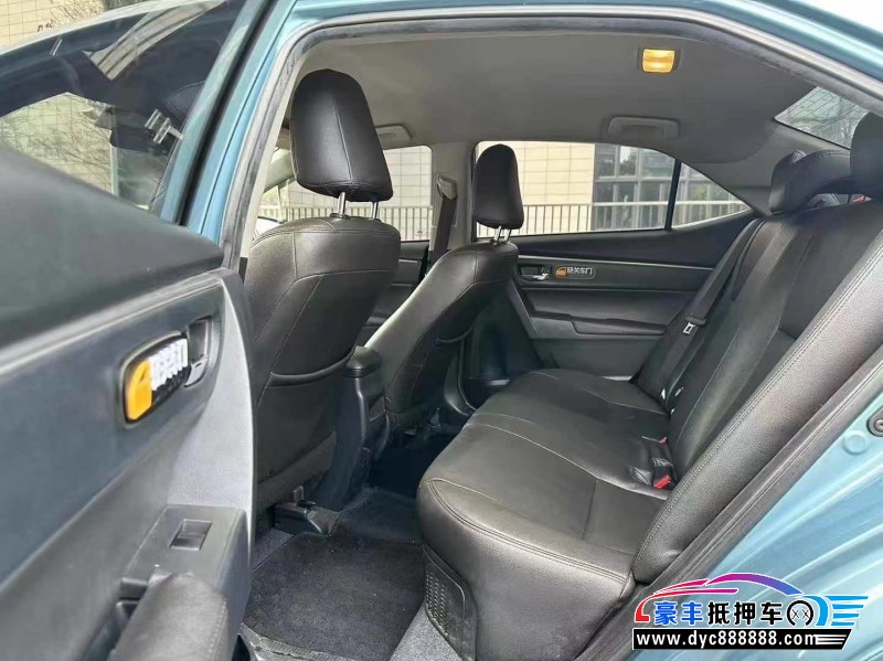 17年丰田卡罗拉轿车抵押车出售