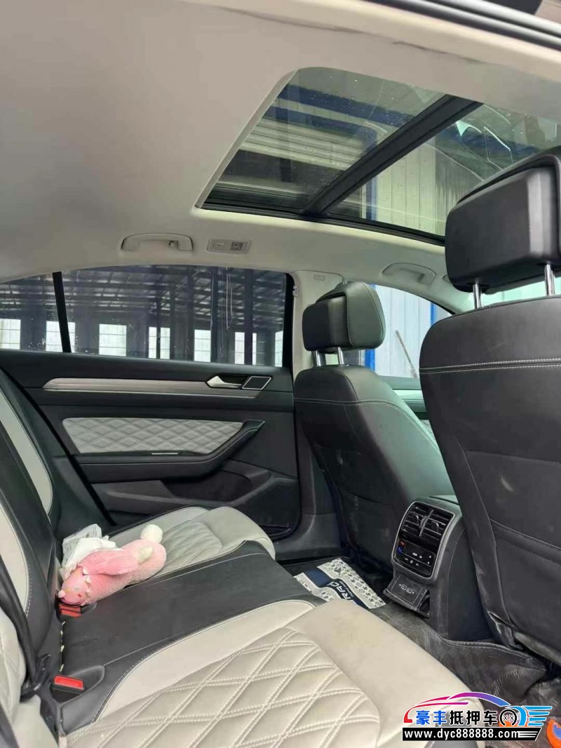 24年大众迈腾轿车抵押车出售