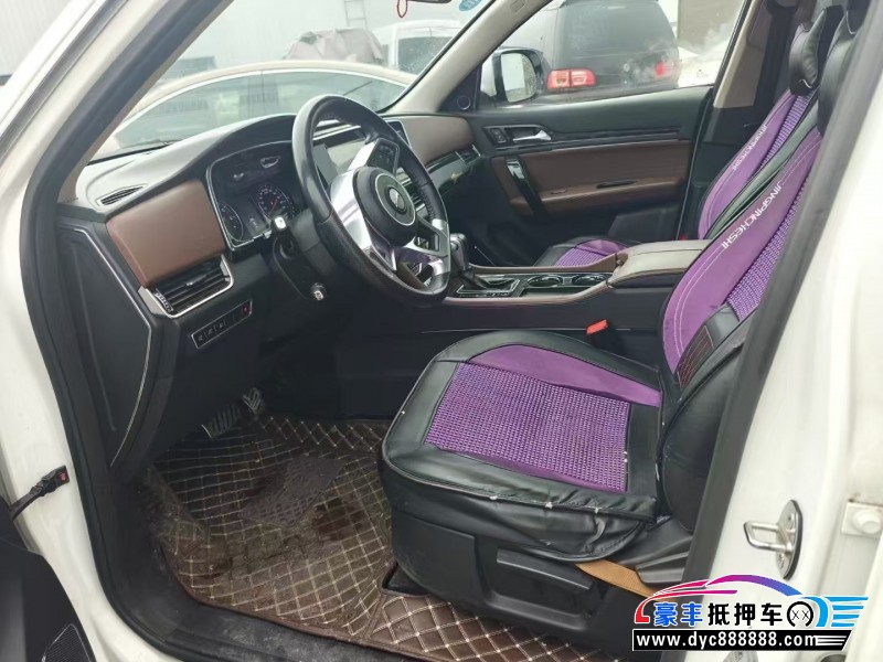 19年众泰T600轿车抵押车出售