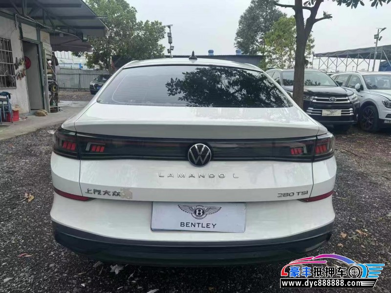 22年大众凌渡轿车抵押车出售