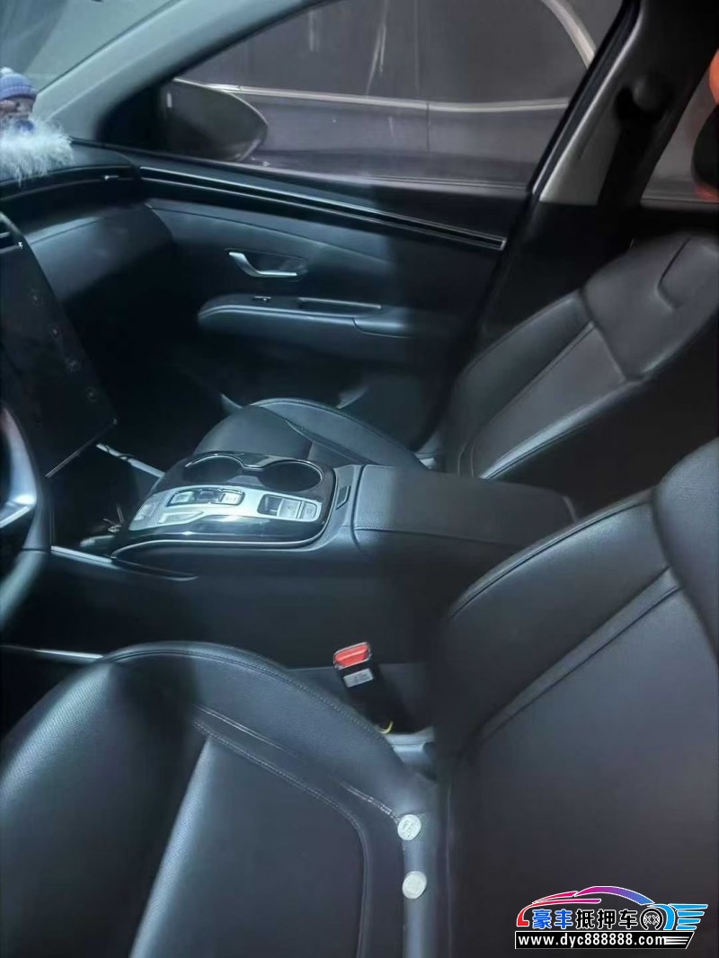 23年现代途胜轿车抵押车出售