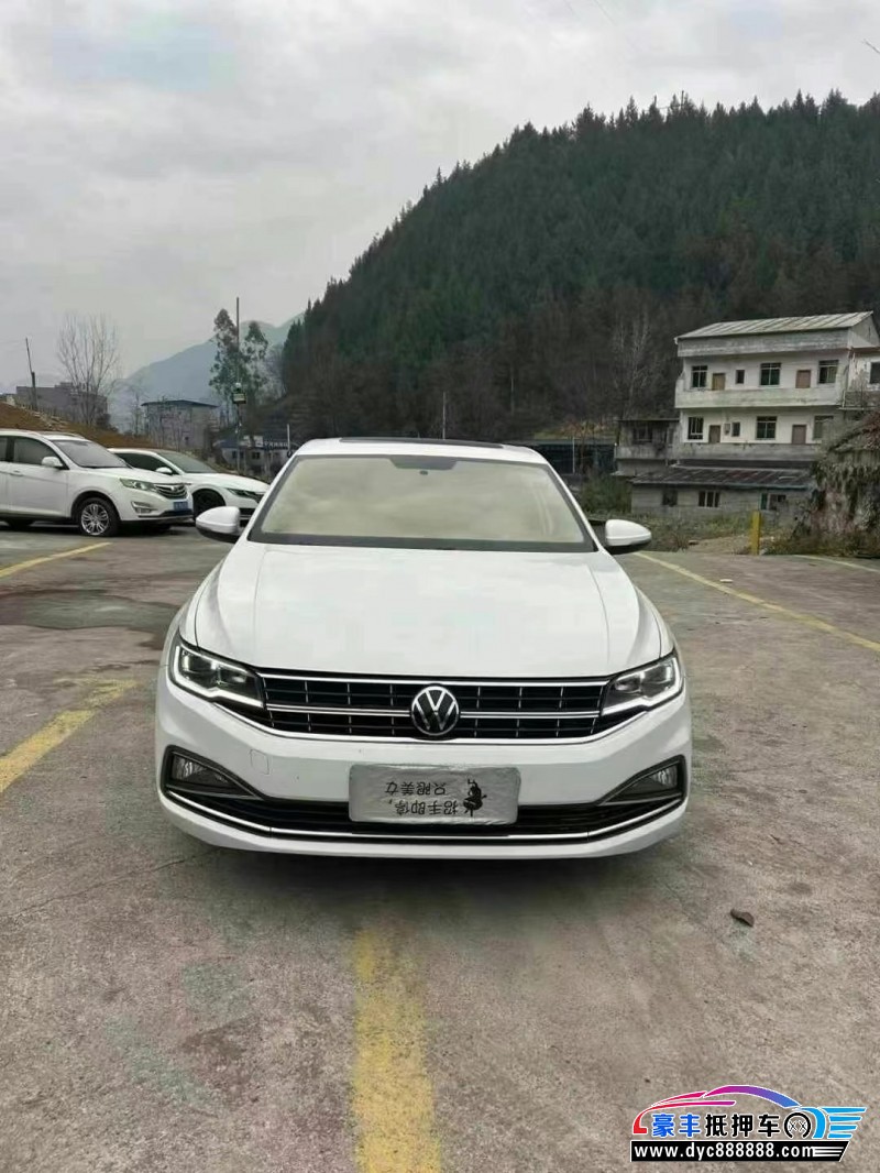 22年大众宝来轿车抵押车出售