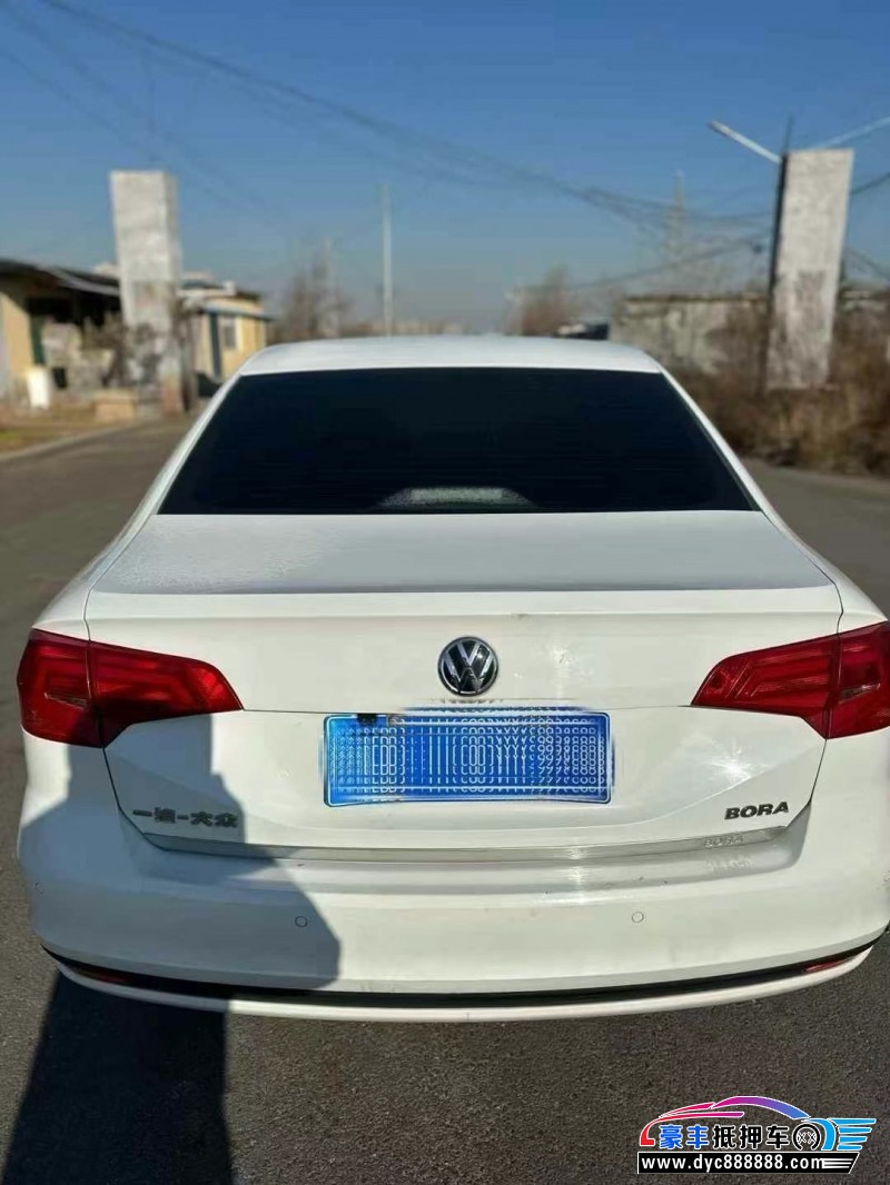 17年大众宝来轿车抵押车出售