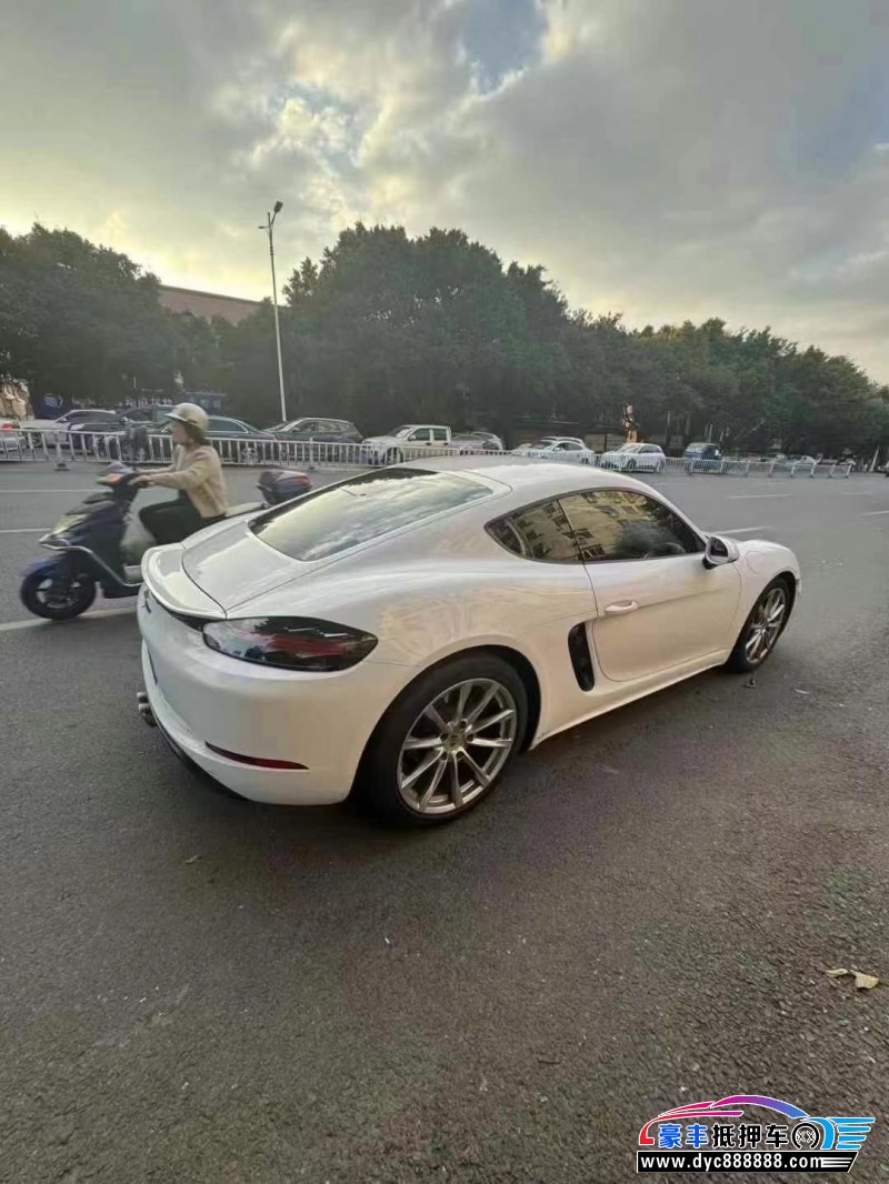 17年保时捷718轿车抵押车出售