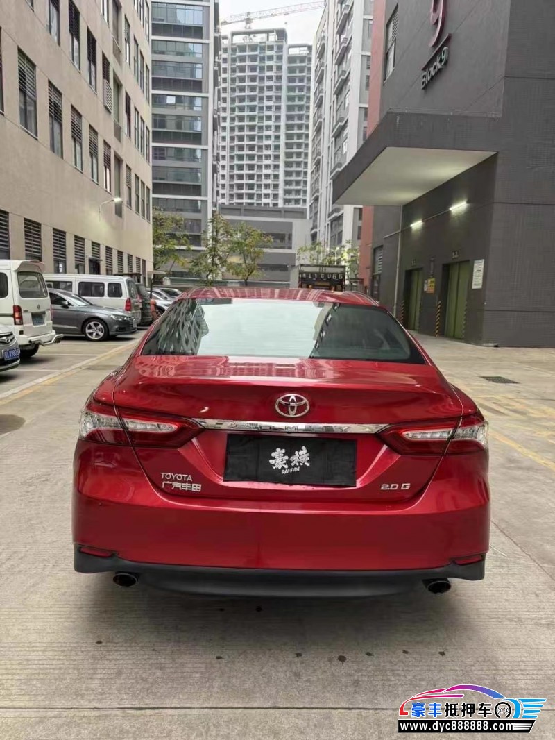 18年丰田凯美瑞轿车抵押车出售