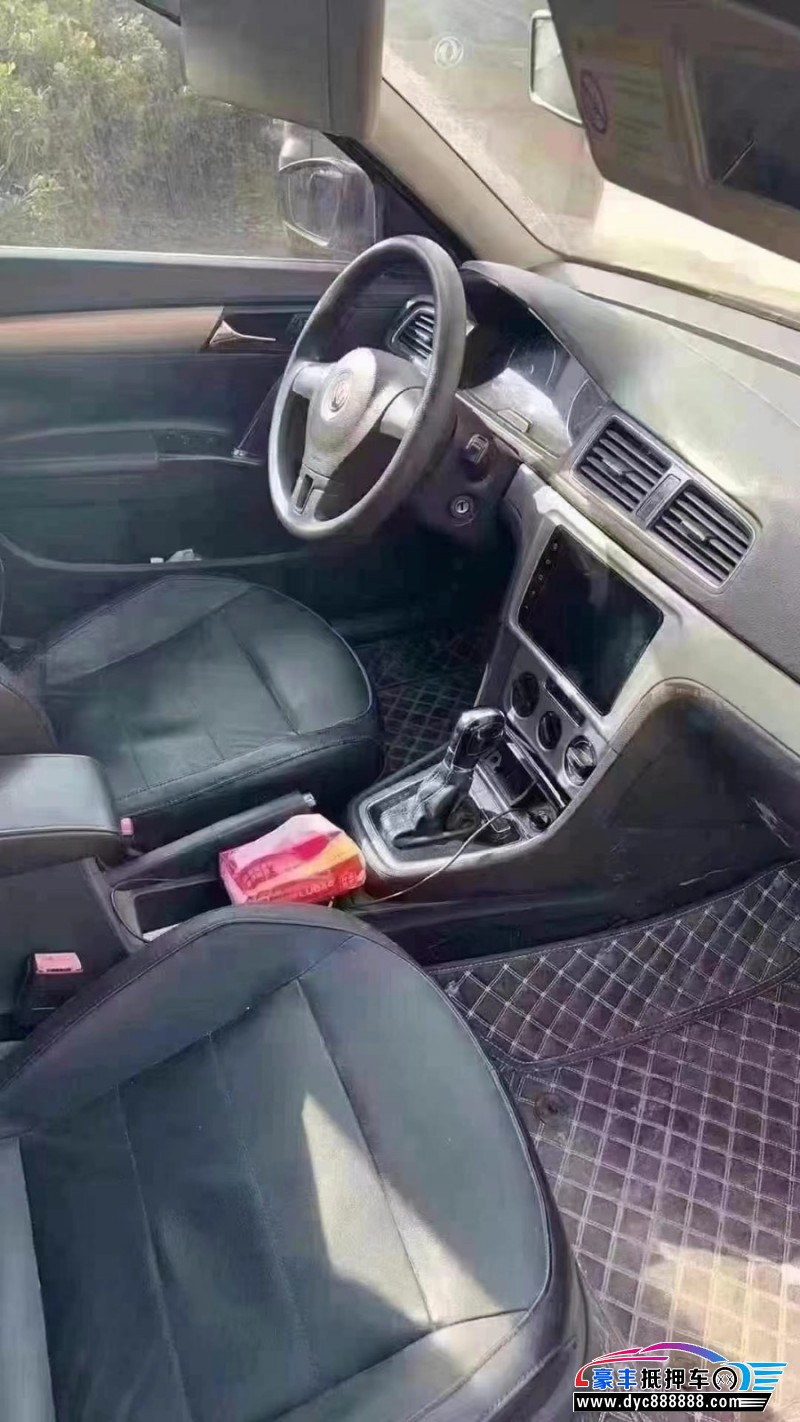 16年大众朗逸轿车抵押车出售