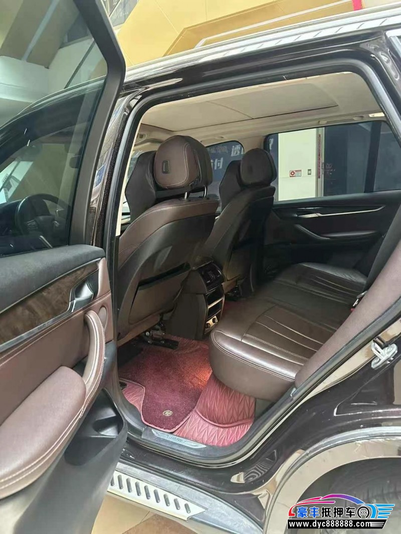 17年宝马X5轿车抵押车出售