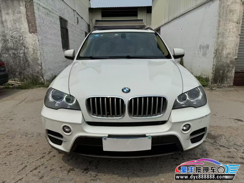 13年宝马X5轿车抵押车出售