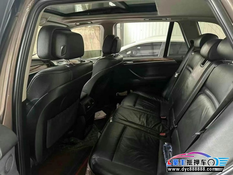 13年宝马X5轿车抵押车出售