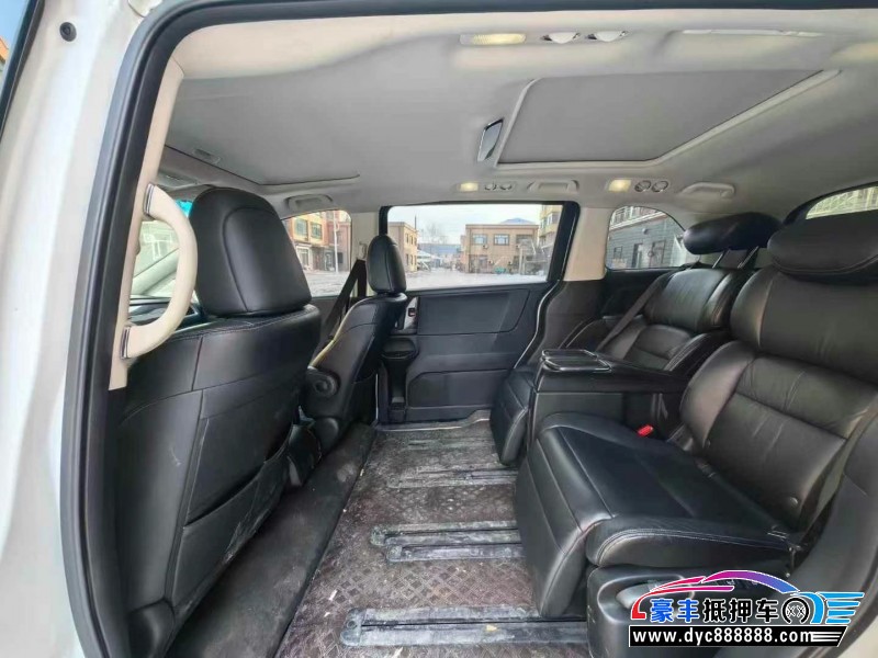 17年本田艾力绅轿车抵押车出售