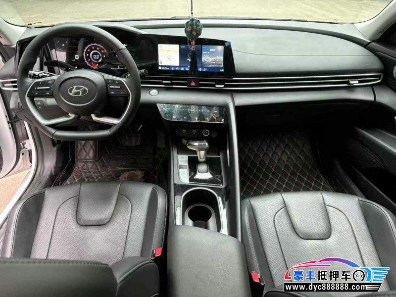 23年现代伊兰特轿车抵押车出售