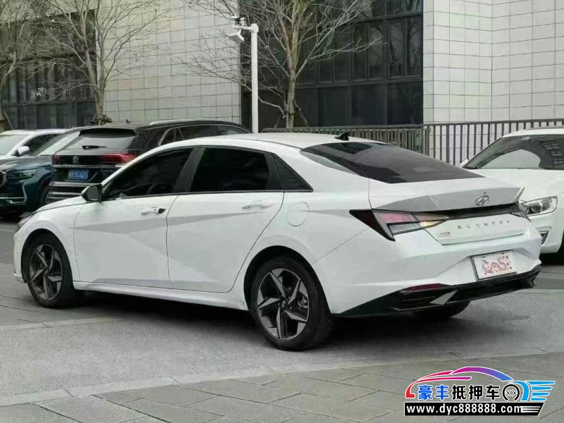 23年现代伊兰特轿车抵押车出售