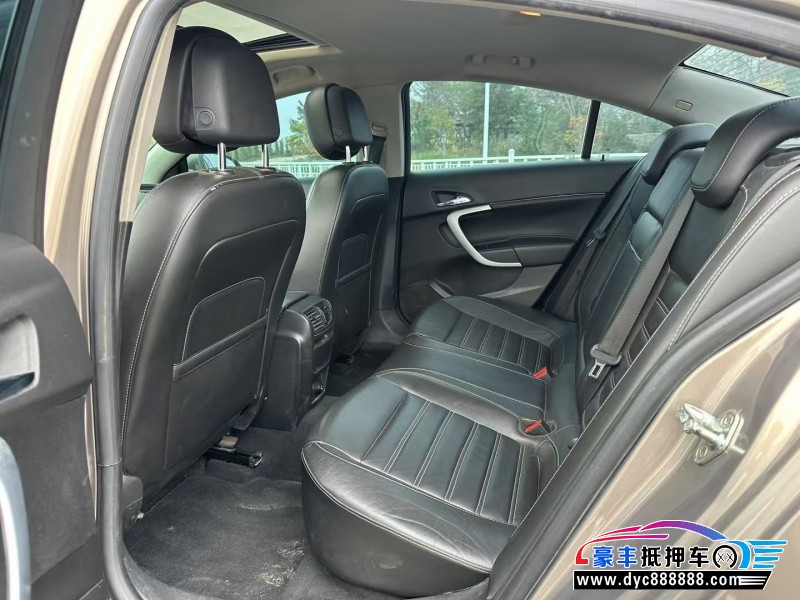 14年别克君威轿车抵押车出售