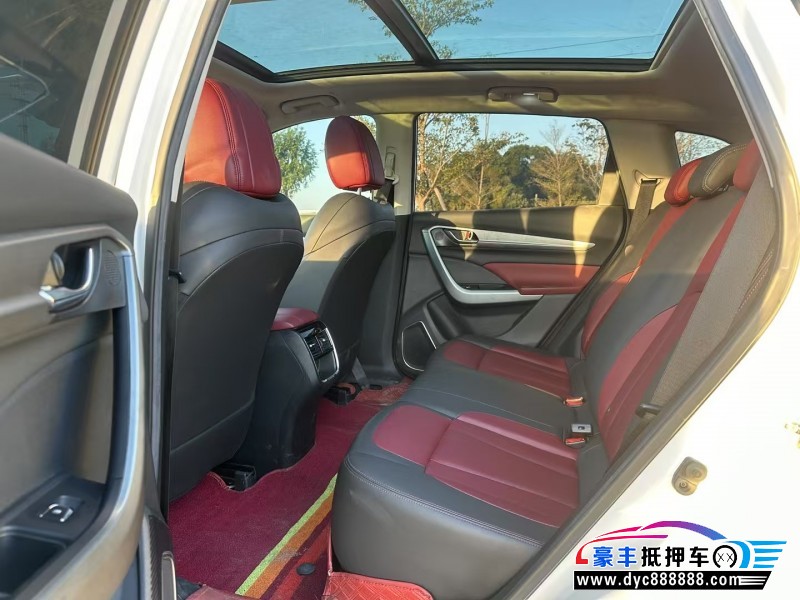 21年东风风神AX7轿车抵押车出售