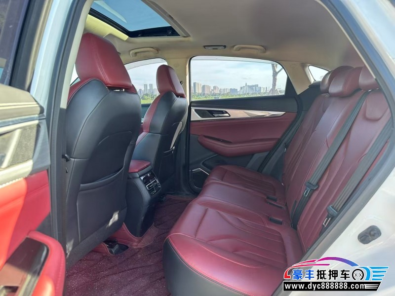 19年长安长安cs85轿车抵押车出售