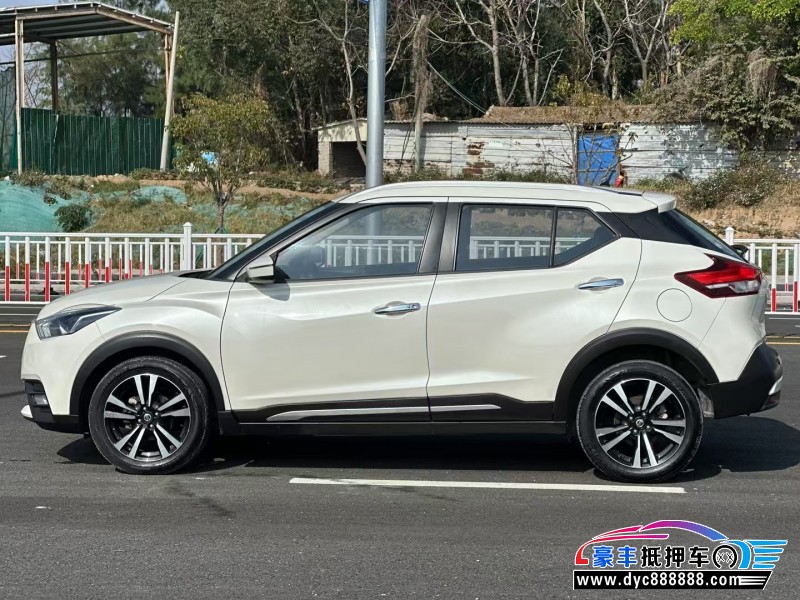 20年日产劲客轿车抵押车出售