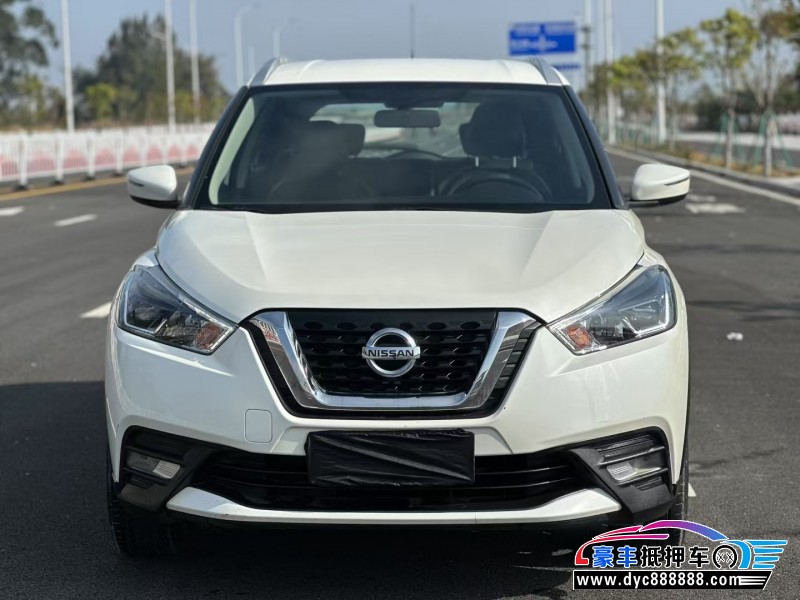 20年日产劲客轿车抵押车出售