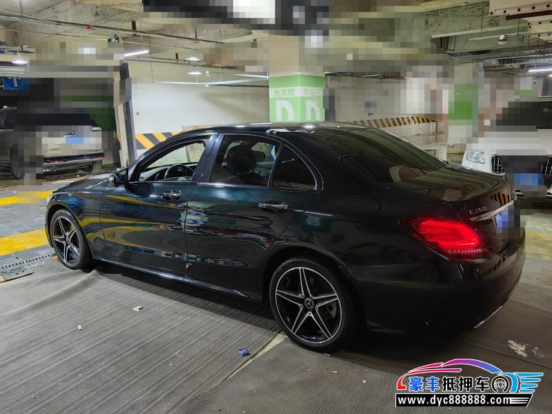 18年奔驰C轿车抵押车出售