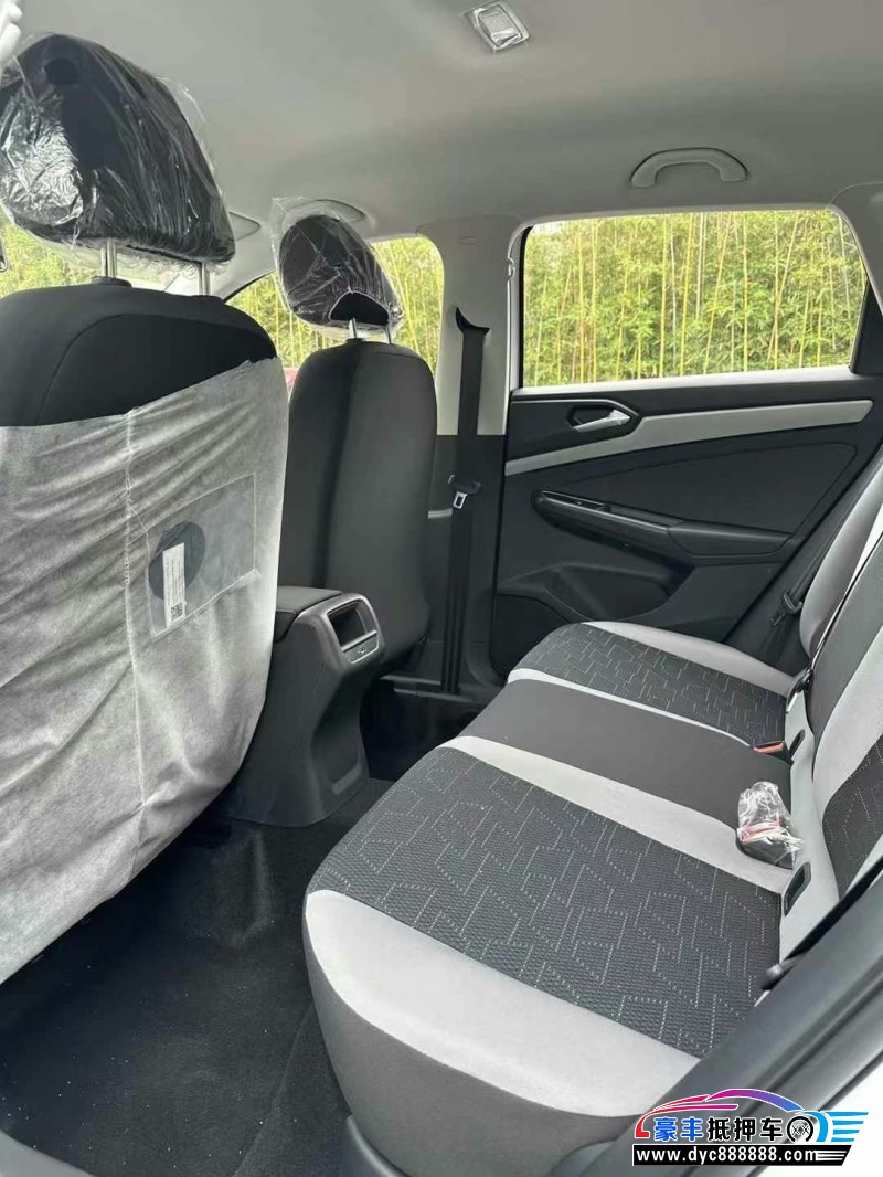 25年大众捷达轿车抵押车出售