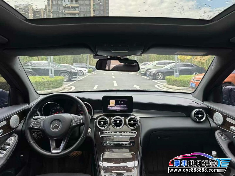 19年奔驰GL轿车抵押车出售