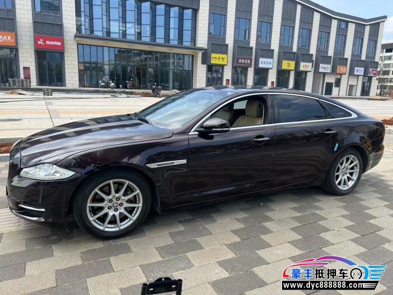 13年捷豹XJ轿车抵押车出售