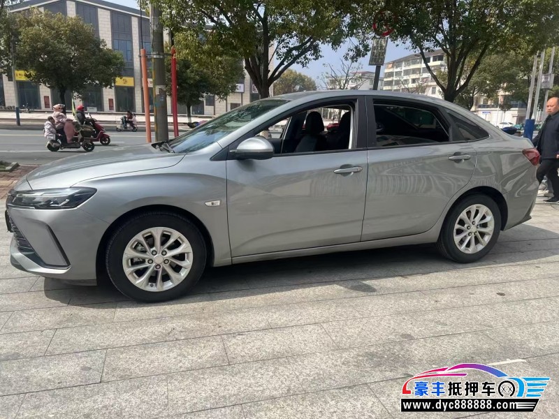 23年雪佛兰科鲁泽轿车抵押车出售