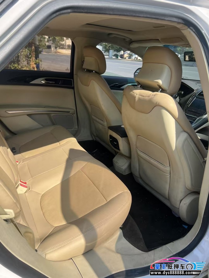 15年林肯MKZ轿车抵押车出售