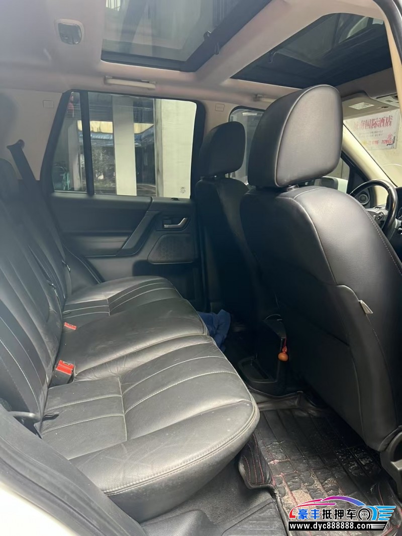 14年路虎神行者2轿车抵押车出售