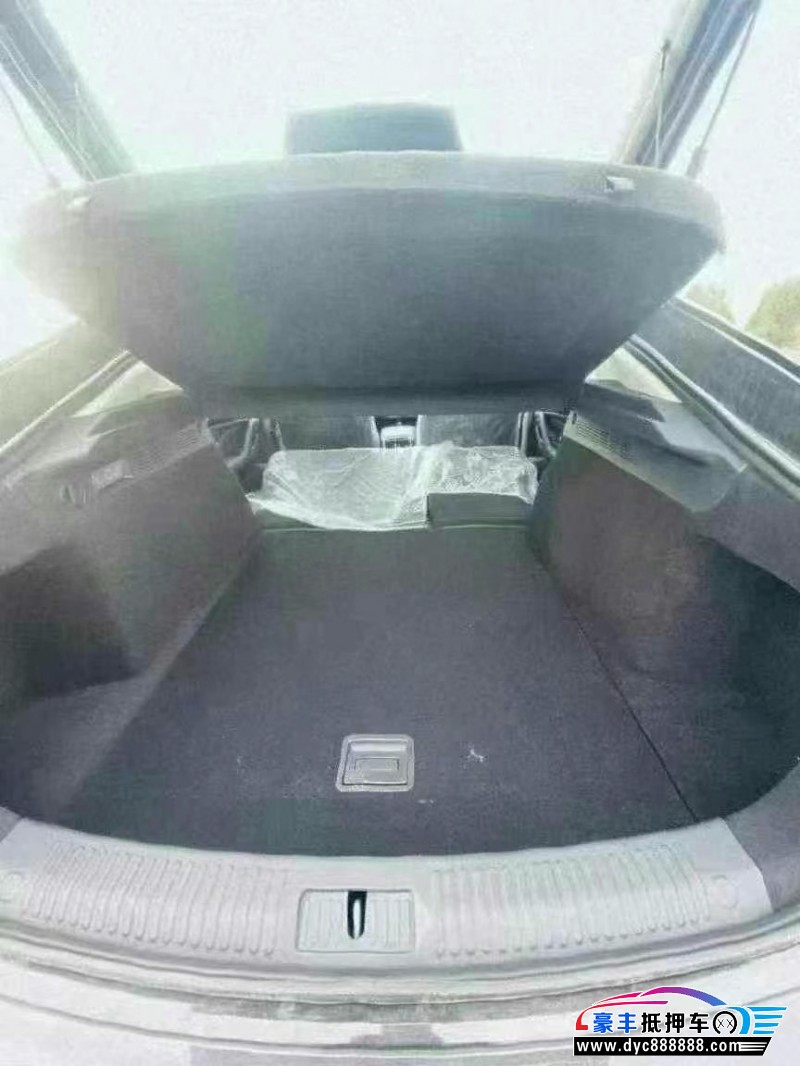 24年奔腾B70轿车抵押车出售