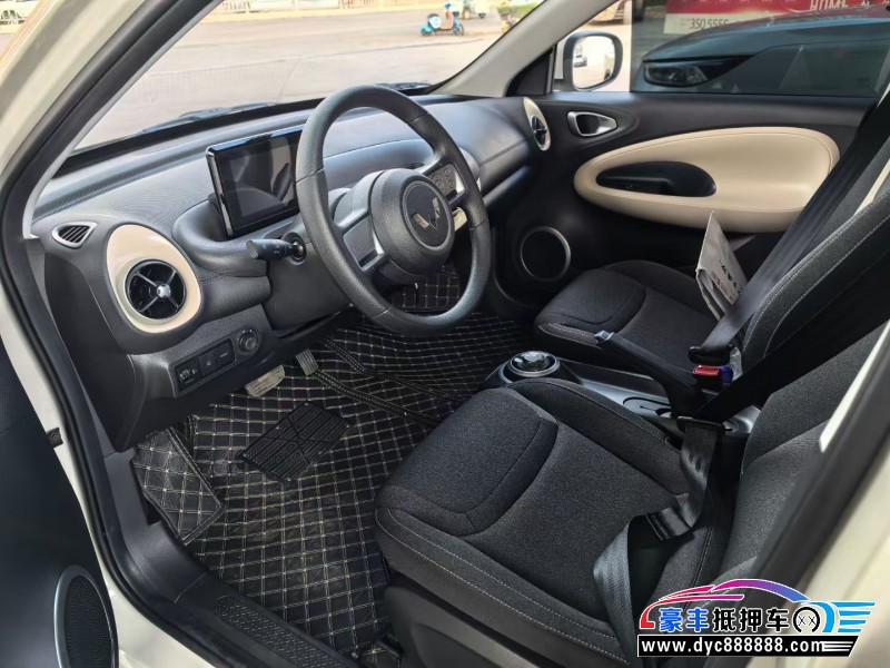 24年五菱缤果轿车抵押车出售