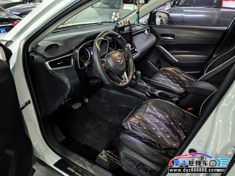 22年丰田锋兰达轿车抵押车出售