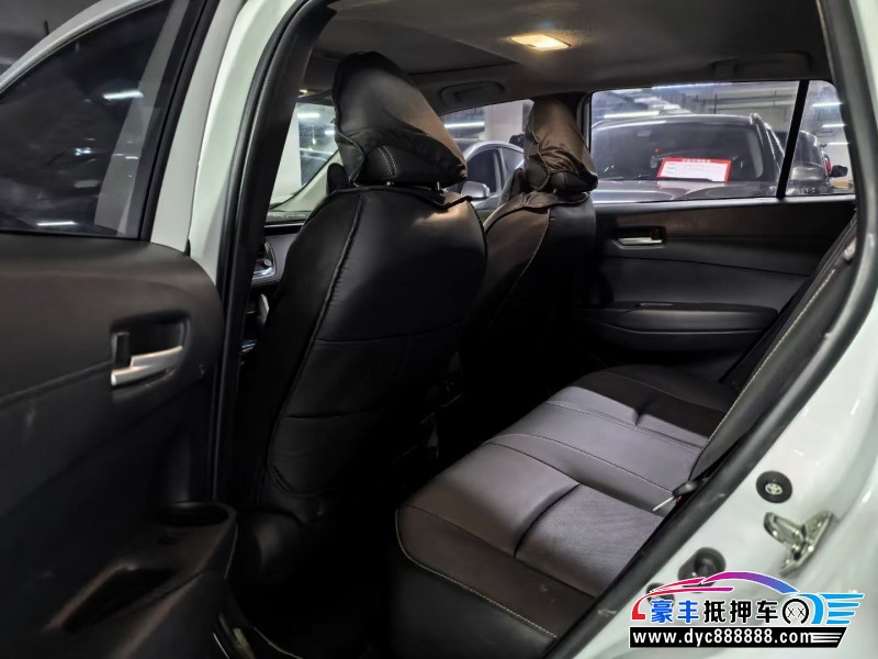 22年丰田锋兰达轿车抵押车出售