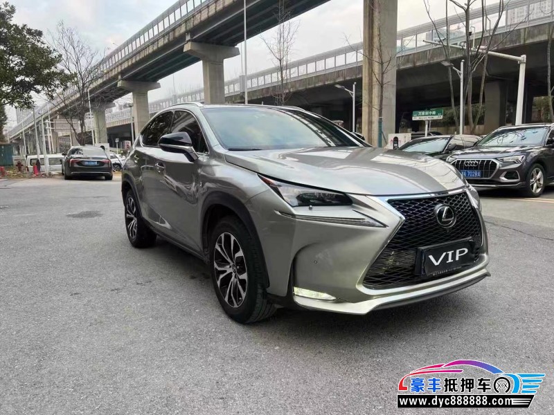15年雷克萨斯NX轿车抵押车出售