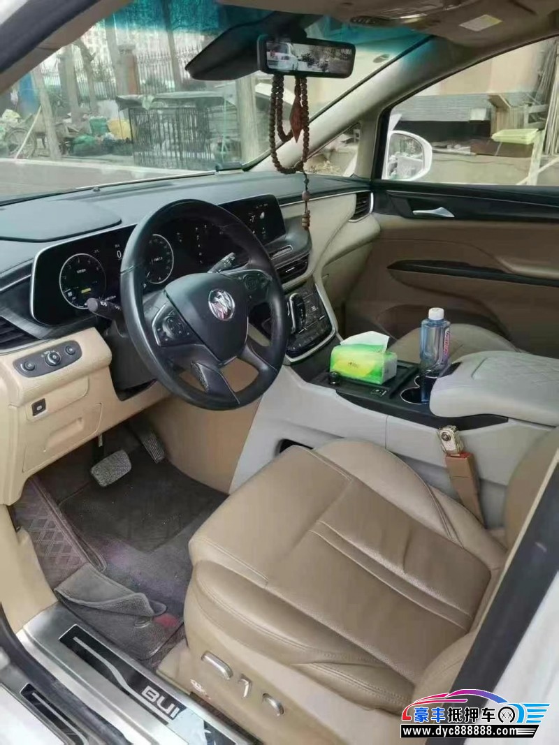 21年别克GL8轿车抵押车出售