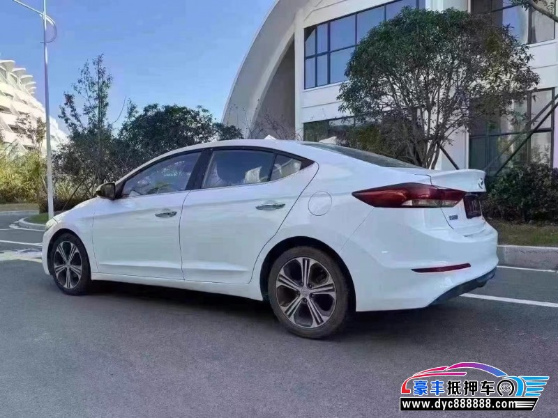 19年现代领动轿车抵押车出售