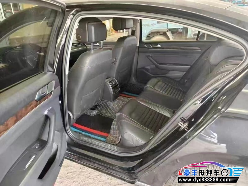 19年大众迈腾轿车抵押车出售