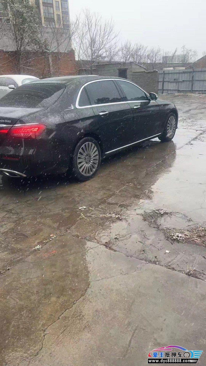 18年奔驰E轿车抵押车出售