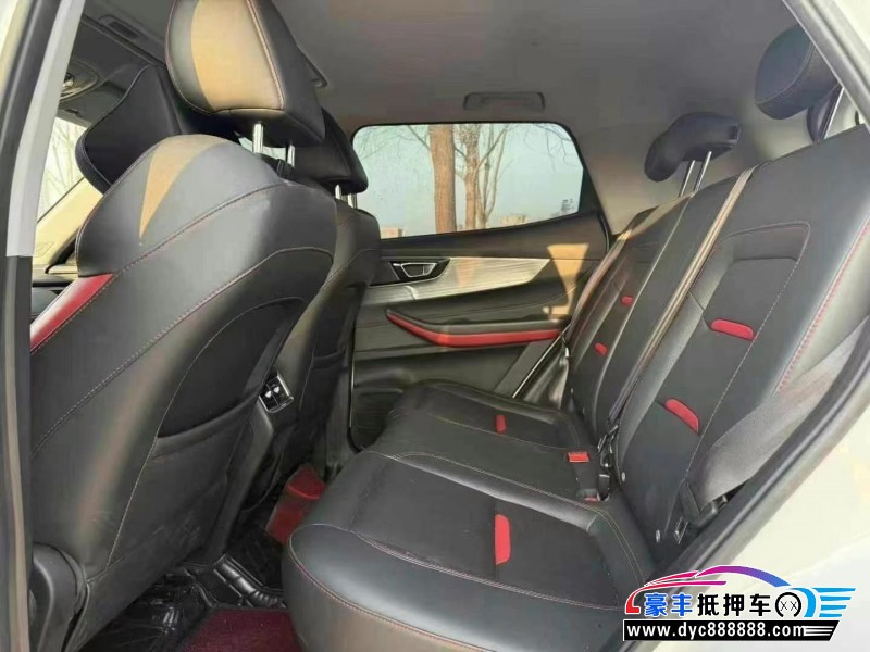 22年奇瑞瑞虎5x轿车抵押车出售