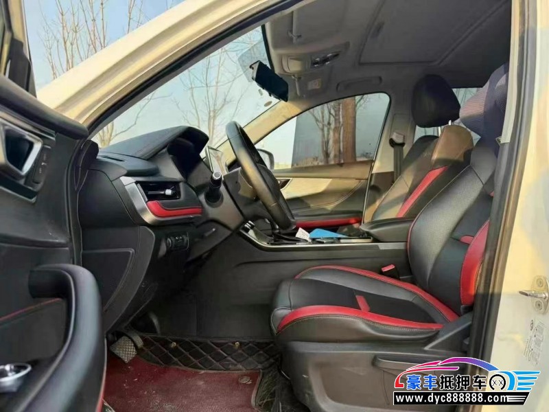 22年奇瑞瑞虎5x轿车抵押车出售