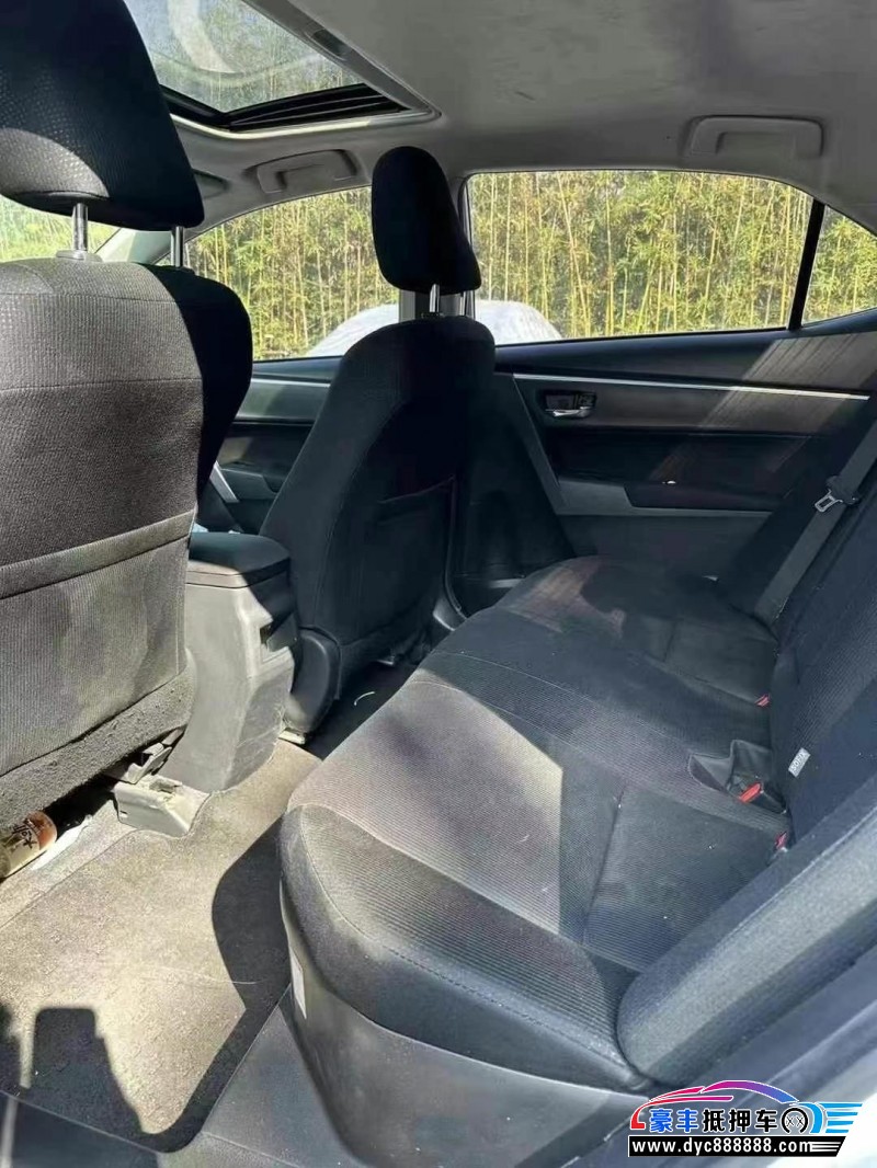 19年丰田卡罗拉轿车抵押车出售