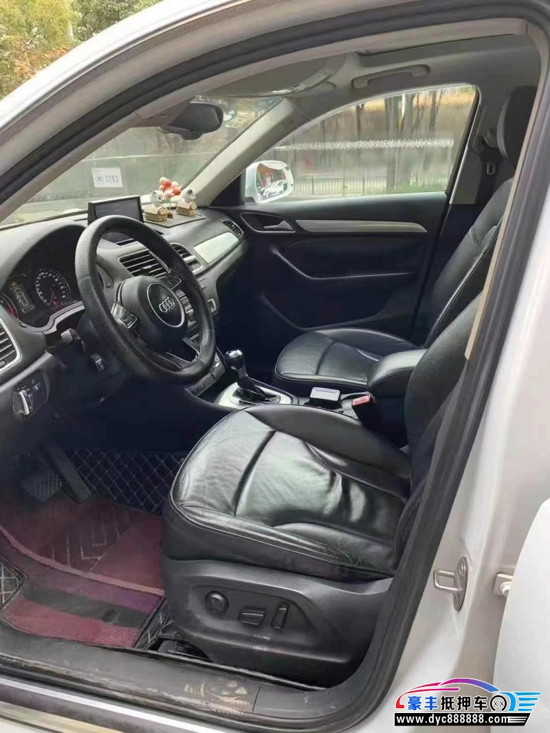 14年奥迪Q3轿车抵押车出售