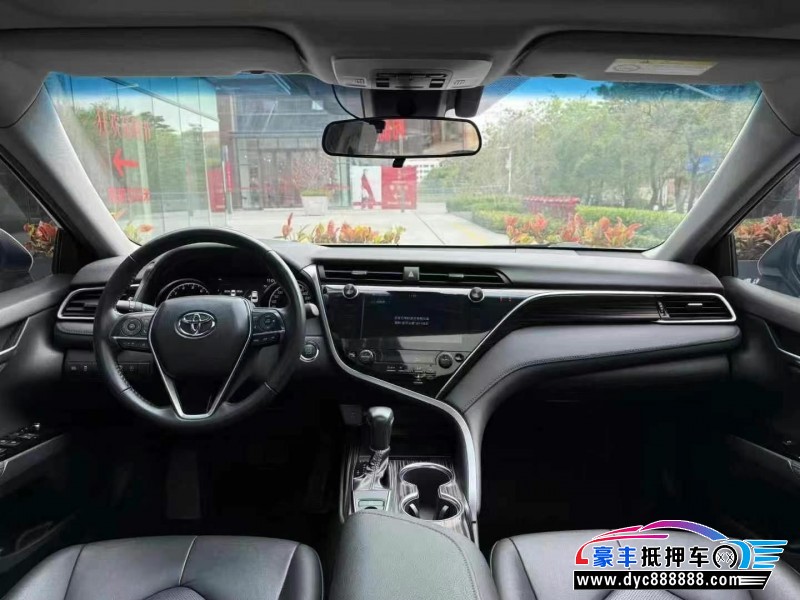 20年丰田凯美瑞轿车抵押车出售