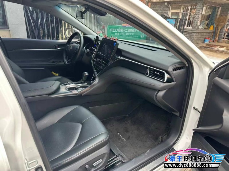 23年丰田凯美瑞轿车抵押车出售