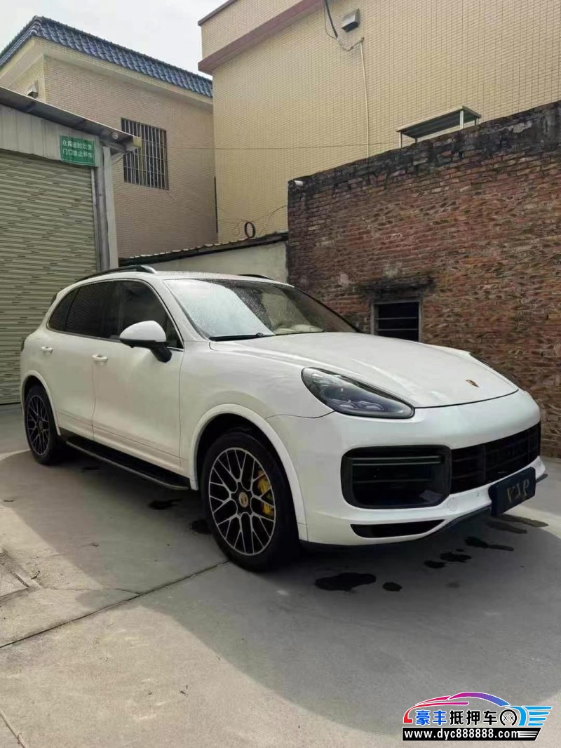 16年保时捷卡宴轿车抵押车出售