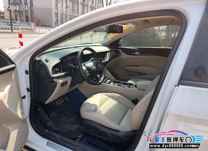 21年别克君威轿车抵押车出售